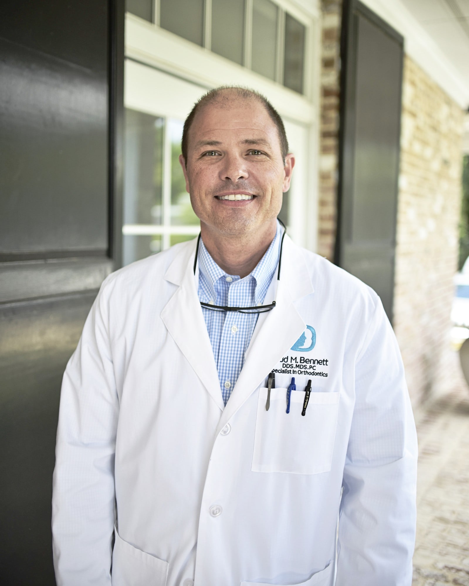 Dr. Todd Bennett headshot